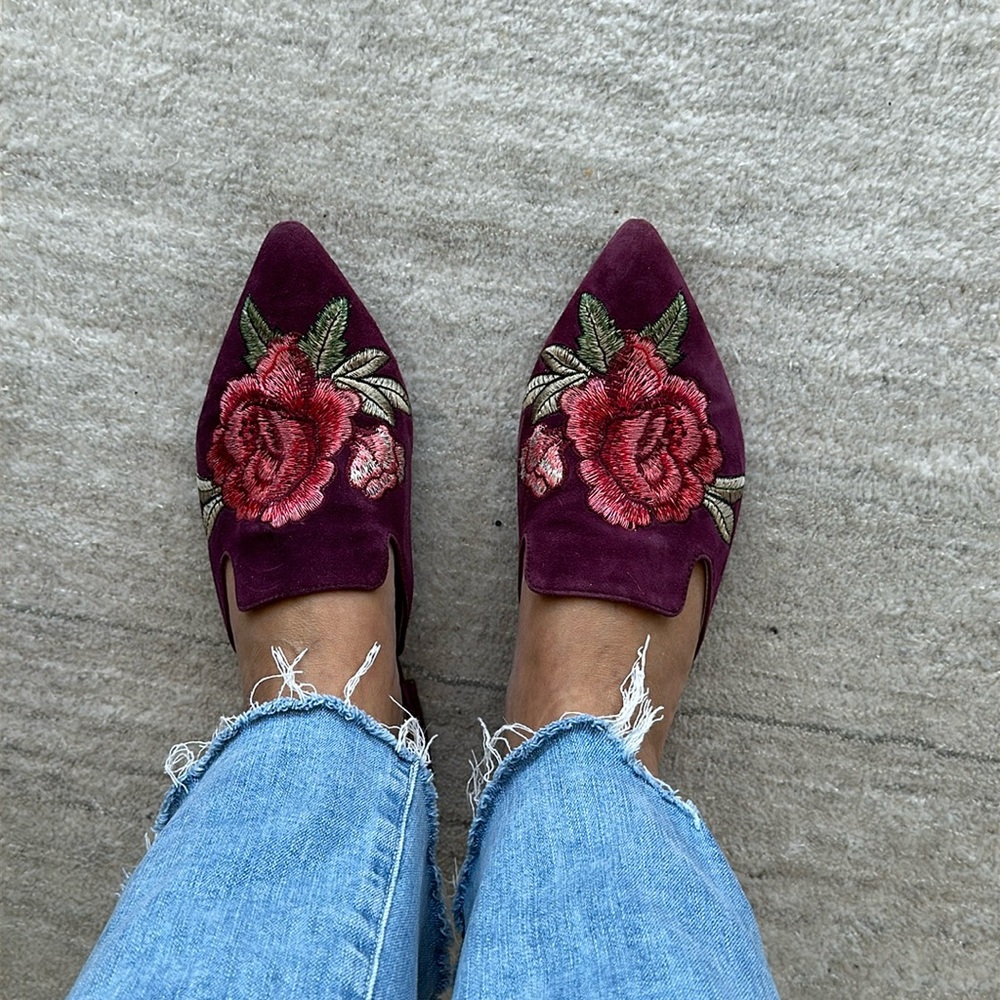 Steven Madden mules/ slides. Burgundy suede and embroidery. ECU. 8 US.